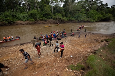 Disminuye el flujo de migrantes por la selva de Darién; solo 1,173 cruzaron en 16 días
