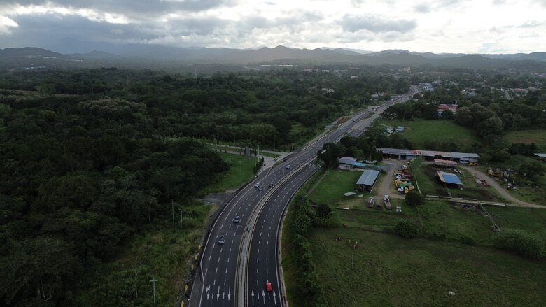75 mil vehículos regresan a Panamá tras unas fiestas patrias marcadas por intensas lluvias e inundaciones