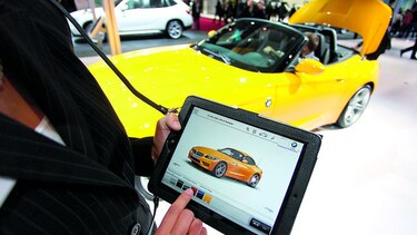 BMW busca frenar a Mercedes-Benz