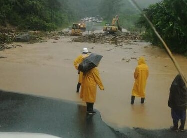 Vía Chiriquí-Bocas mantiene al menos 15 derrumbes; hay más de 2 mil personas en refugios