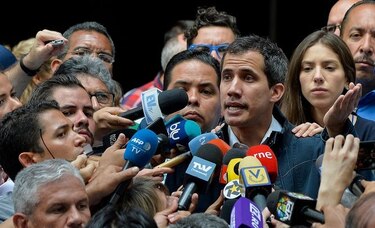 Guaidó convoca para dos manifestaciones contra Maduro