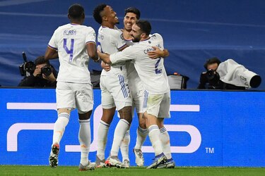 El Real Madrid frena al Inter y pasa líder a octavos de Champions