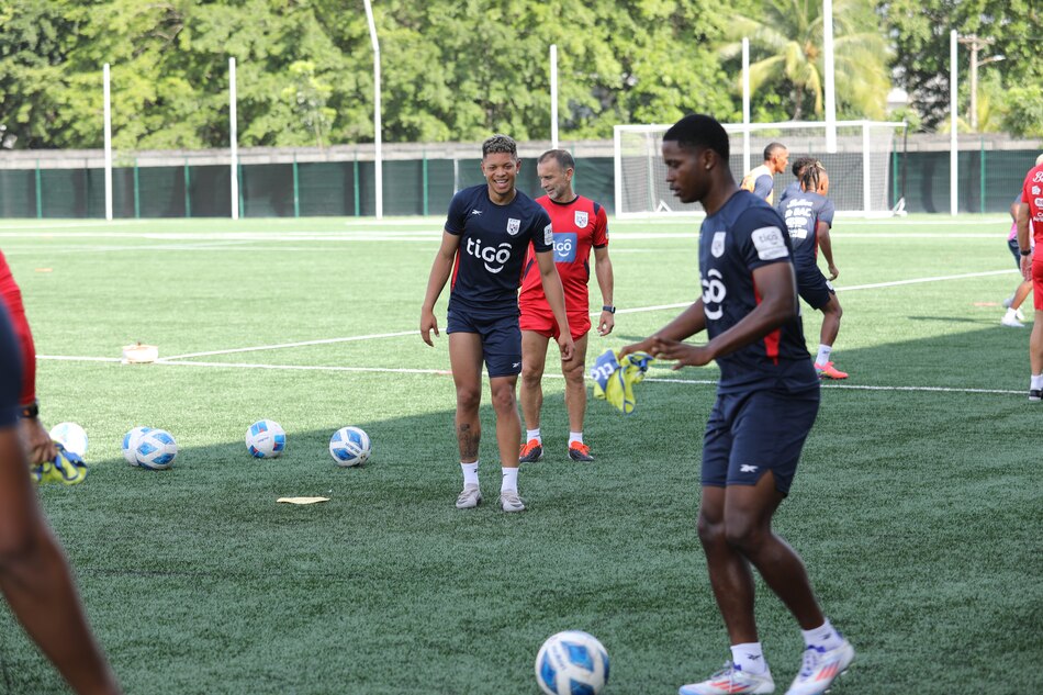 José Bernal, uno de los legionarios de Thomas Christiansen para la gira de México