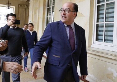 Colombia otorga condición de refugiado a opositor venezolano Julio Borges