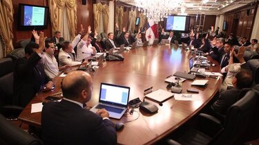 Gabinete extraordinario aprueba presupuesto general del Estado para 2019 de $23 mil 669 millones