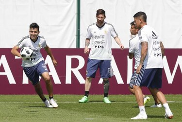 Tapia se reúne con Sampaoli y lo ratifica como seleccionador de Argentina