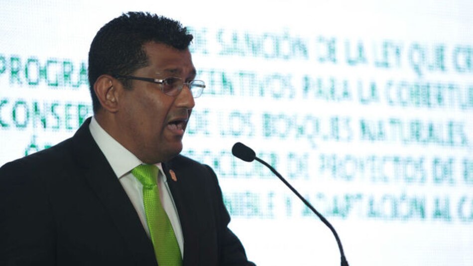 Oficializan designación de Emilio Sempris como ministro de Ambiente