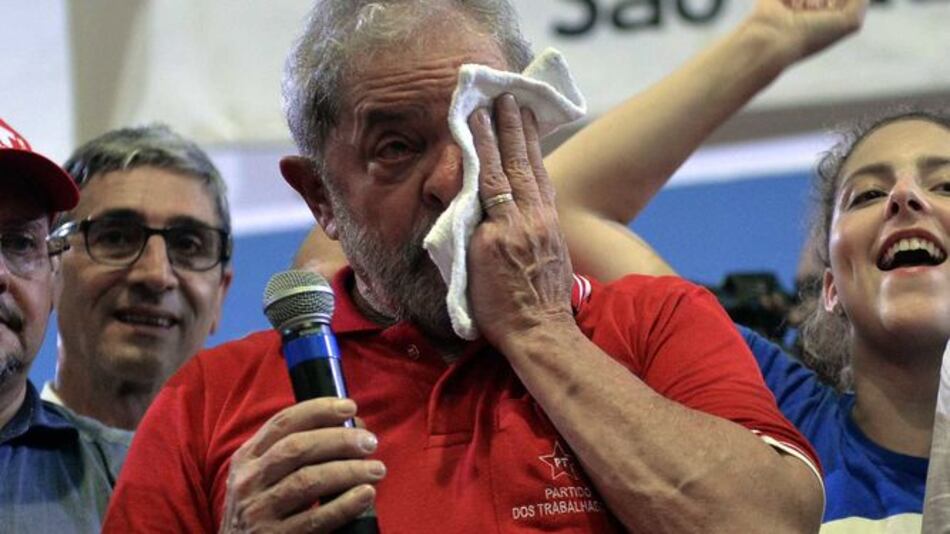 Lula: 'Si me quieren derrotar, tendrán que enfrentarme en las calles'