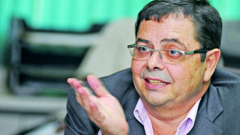 Equipos de DGI, en sede de Cobranzas