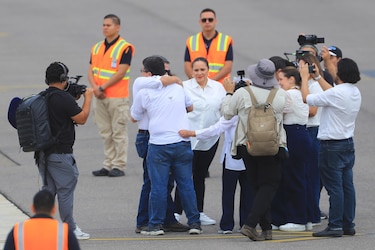 Juan Orlando Hernández vuelve a Honduras para enfrentar la Justicia tras indulto en Estados Unidos