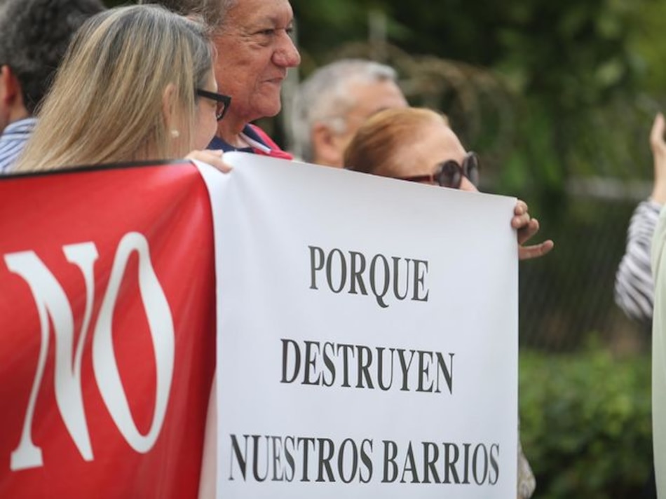 Montaje de concretera en Coco del Mar está en estudio