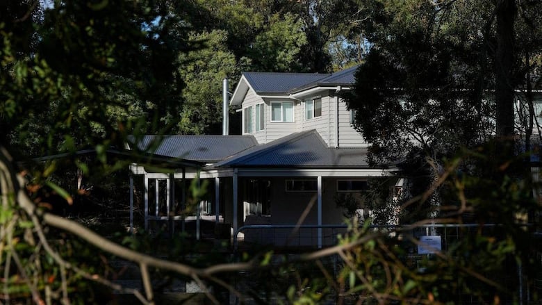 Condenan a la mujer que asesinó a 3 familiares en un almuerzo con hongos venenosos, el misterio que tuvo en vilo a Australia por 2 años