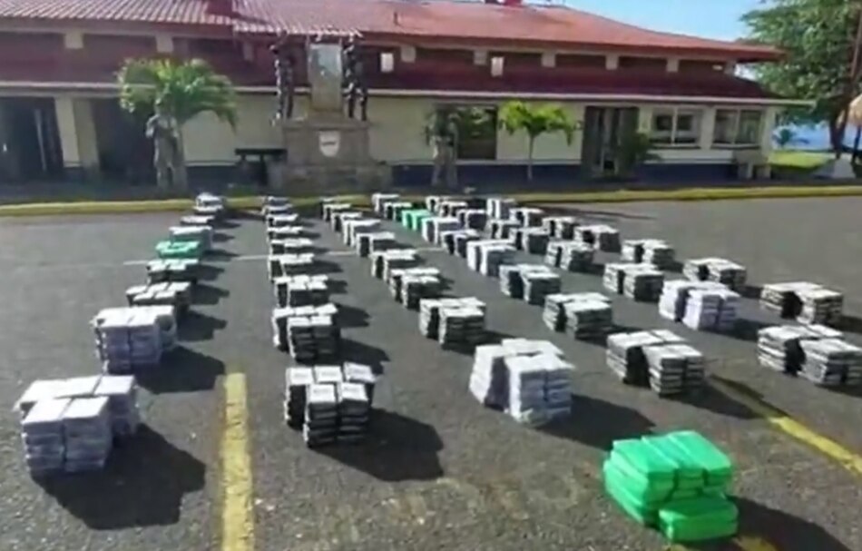 Interceptadas tres embarcaciones con más de cinco toneladas de cocaína en Colombia