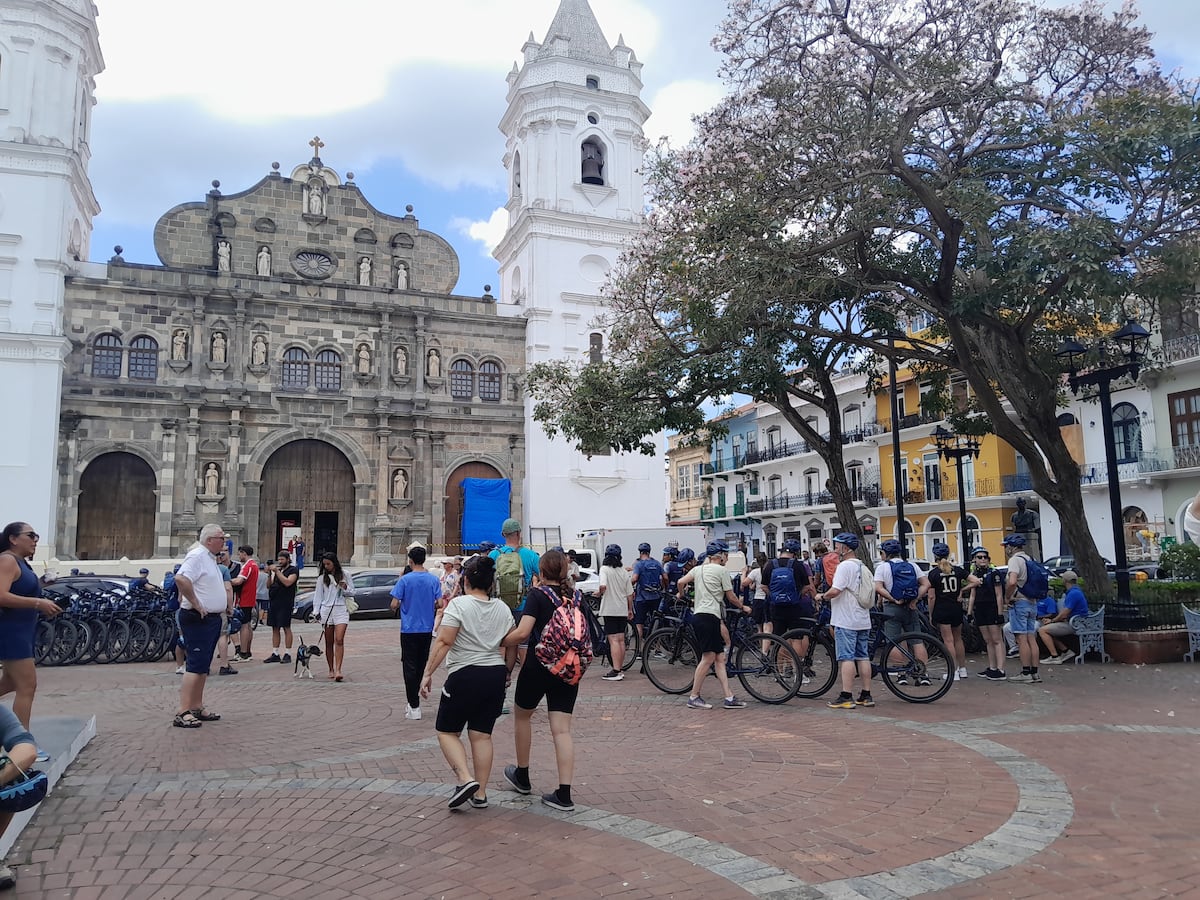 Más de 300 mil visitantes de Europa recibió Panamá en 2025