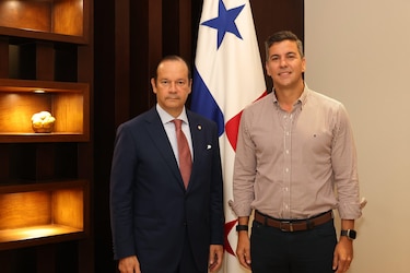 Presidente de Paraguay, Santiago Peña, llega a Panamá; se reunirá con Mulino