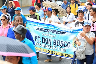 ¿Educación secuestrada? 24 días hábiles sin clases y estudiantes al borde del abismo