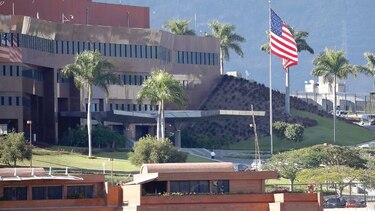 Gobierno de Trump presiona a una convulsionada Venezuela