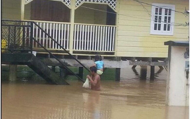 Continúan fuertes lluvias en Bocas del Toro