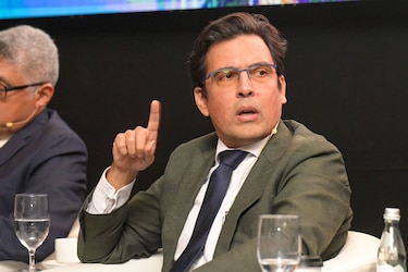 Reforma al Código Fiscal abre debate entre tributaristas y abogados; urge salir de la lista de paraísos fiscales