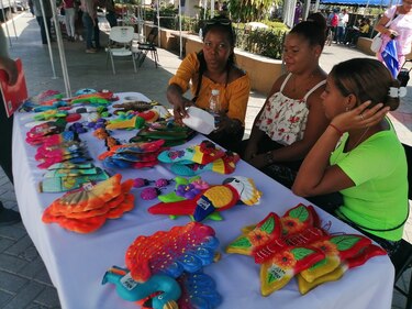 La Arena de Chitré se prepara para festival artesanal y folclórico