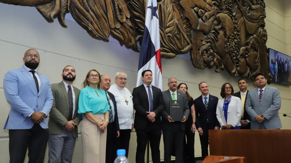 Asamblea Nacional aprueba proyecto para prevenir el desperdicio de alimentos en Panamá