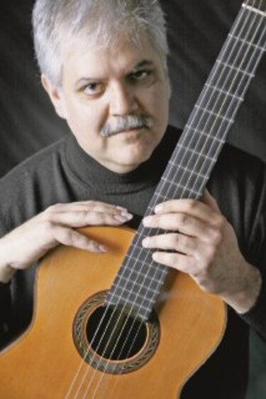 Cobo, de guitarras y temas