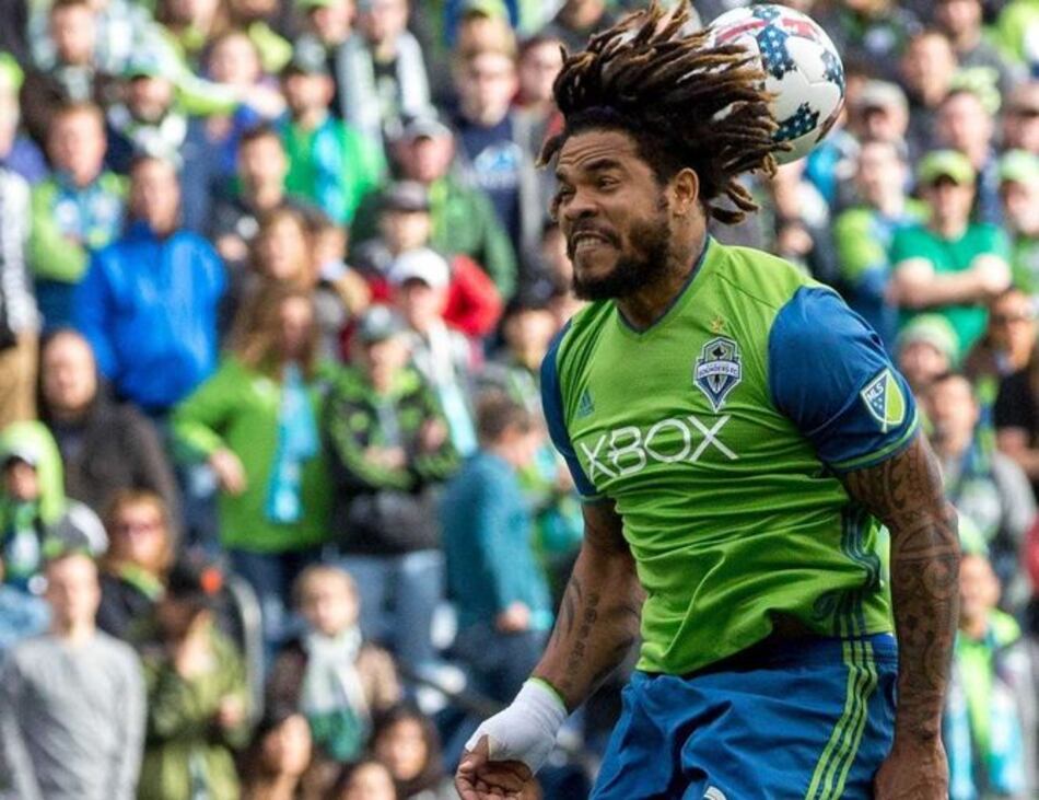 Román Torres quiere volver a ser campeón con Seattle
