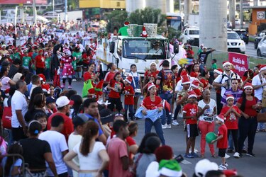 San Miguelito celebra ‘Una Navidad más bonita’ con colorido desfile