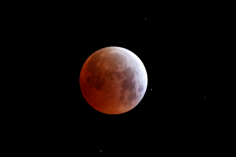 Latinoamérica es testigo de un eclipse lunar que no se repetirá en dos décadas