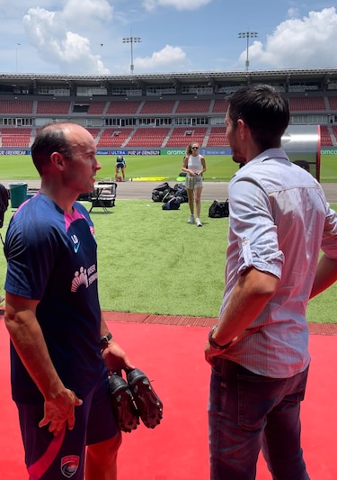 Landon Donovan y Jaime Penedo, un encuentro emotivo en Panamá