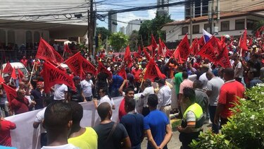 Suntracs rechaza arbitraje y decide mantener huelga