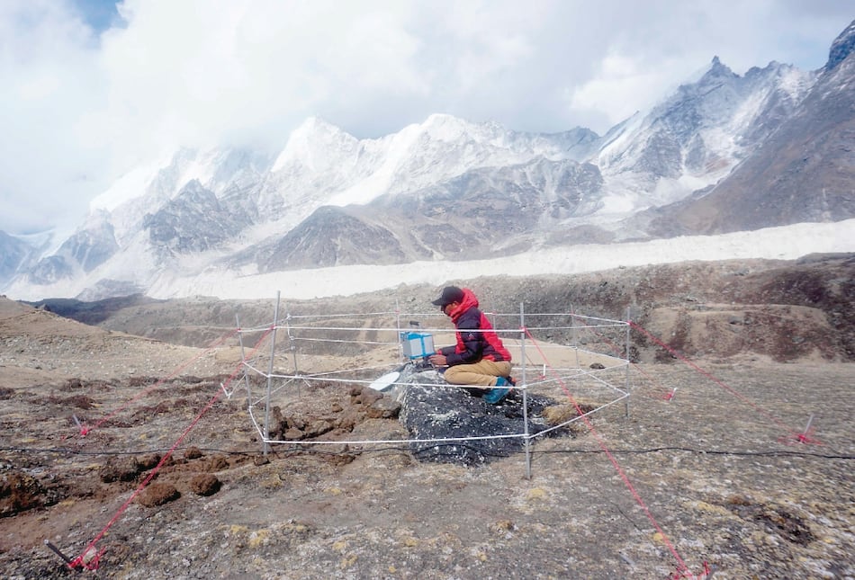 Acuerdan altura del Everest