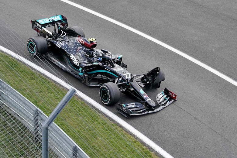 Lewis Hamilton gana con una rueda reventada en Gran Bretaña