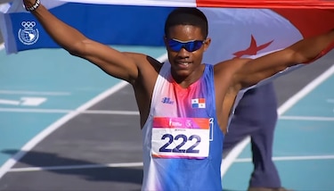 Oro para Panamá: Chamar Chambers triunfa en la final de los 800 metros