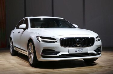 Volvo retira 127 mil autos por falla en acondicionador de aire