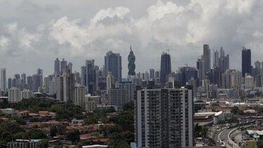 FMI asiste a Panamá para salir de lista gris de blanqueo de capitales del GAFI