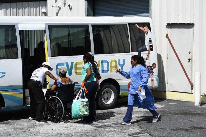 Dorian recobra fuerzas tras dejar al menos 20 muertos en Bahamas