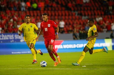 Los ausentes de la convocatoria de Thomas Christiansen