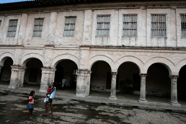 Efectúan apertura de sobres en licitación para restauración la Aduana de Portobelo