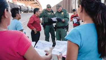 Trump busca terminar con asilo otorgado a migrantes