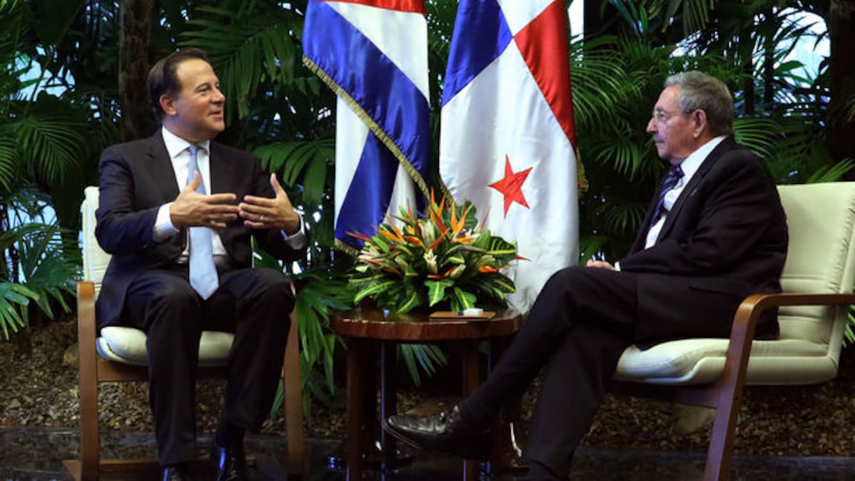 Presidente Varela sostiene encuentro con su homólogo Raúl Castro en Cuba