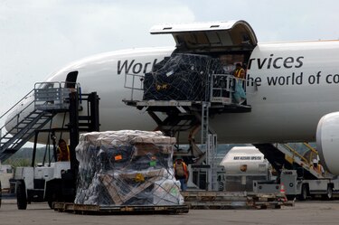 Carga aérea mundial afectada por tensiones comerciales entre Estados Unidos y China