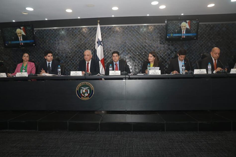 Avanza la propuesta de ley que busca que más funcionarios presenten declaración jurada patrimonial