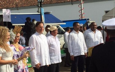 Santeños celebran los 194 años del grito de independencia de La Villa de Los Santos