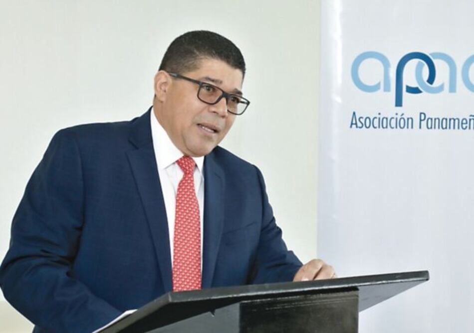 El Gobierno ejecutó fianzas vencidas en obras públicas