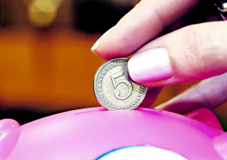 ¿Quieres evitar gastar impulsivamente tu décimo? Sigue estos consejos financieros y sácale el mayor provecho