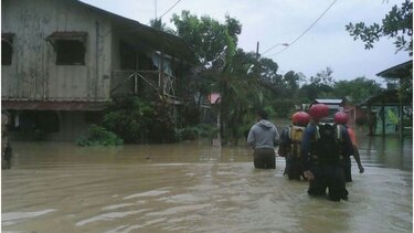 Crecida del río Colorado afecta 16 casas en Puerto Armuelles