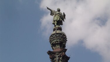 Piden retirar estatua de Cristóbal Colón de Barcelona