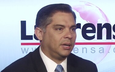 Valderrama, decidido a eliminar privilegios procesales a diputados