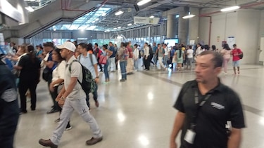 Nuevos validadores generan demora en el Metro y Metrobús, tras nuevo sistema de cobro